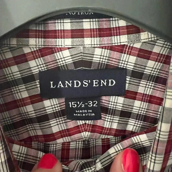Lands End Mens 15.5Neck Red Black Checkered Button Down Shirt - Picture 3 of 4